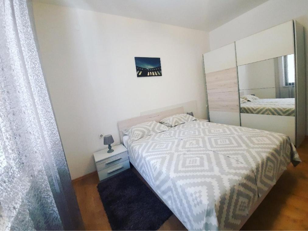 Apartment Nena Near The City Center With Free Parking Pula Luaran gambar